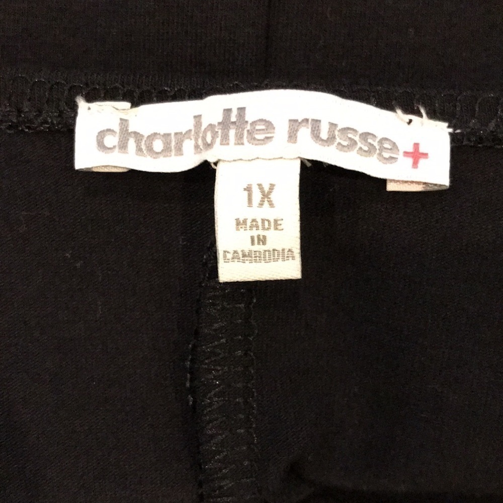 Price is firm New CHARLOTTE RUSSE Black V-Neck Long Sleeve Dress Size 1X - Picture 7 of 9